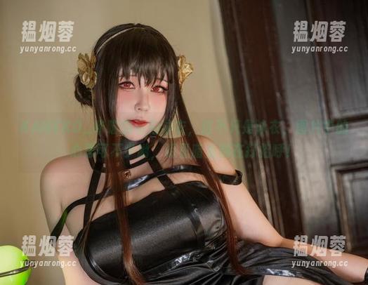 KANEKO_咔喵 KANEKO_咔喵的私拍泳衣,这不只是泳衣,图片中的心思可不少哟,明里暗里都在打招呼!