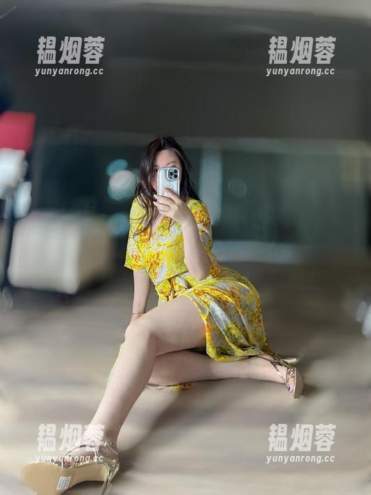 MIYA 微密圈 - MIYA征服紫色睡裙:资源说得通,我只希望她是直男的幻觉。