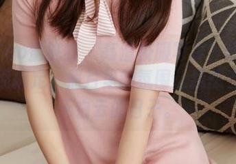 MiiTao蜜桃社 – 高清校服写真？伊素妍居然能搞定，照片里的氛围让我想当年蓝天白云的日子。