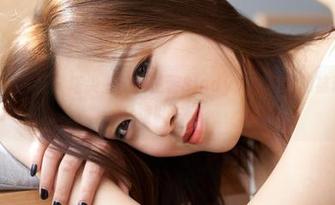 MiiTao蜜桃社 – 塔尖上的谢芷馨Sindy：如何把棉袜玩得高档又难以忘怀。