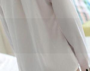 ROSI – 看了小莉的泳衣套图，突然想去游泳池里泡一泡，分享点儿穿搭技巧！