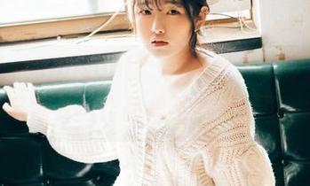 实话说，Sonson(손손)的黑色写真，看久了好像要出作品集了，壁纸可待！
