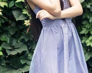 TouTiao头条女神 – 美图抓拍：刘瑾希与那条丝袜的微妙关系