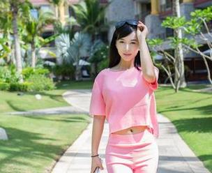 TuiGirl推女郎 – 穿上职业装的陆瓷，最新照片透露了什么好玩的秘密？