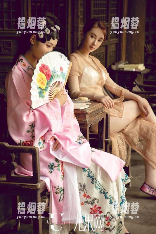 UGirls尤果网 - 水手服搭配杨晨晨，隐藏了一点点角色扮演的乐趣，原图真是让我联想飞起。