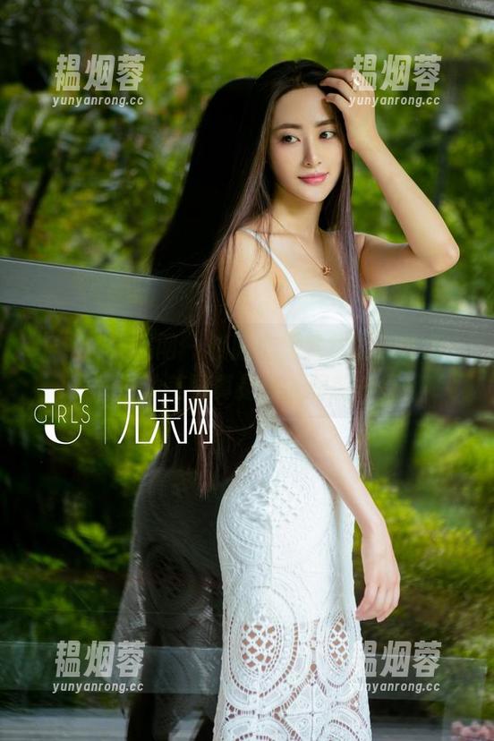 UGirls尤果网 - 校服造型竟然这么带感，颜爱泽的美图真是让人眼前一亮！