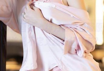 XIAOYU语画界 – 绯月樱的校服原图，看到这说不定又想去打打卡？