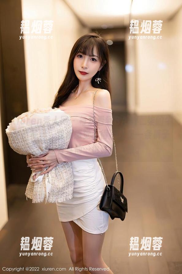 Xiuren秀人网-BABY_柒 Xiuren秀人网 - 每次看到BABY_柒的牛仔裤写真,我都感觉看得不止是一条裤子,还有其他…也许是想象。