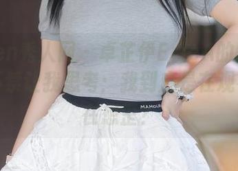 Xiuren秀人网 – 卓芷伊EricA的女仆合集，不禁让我思考：我到底是在观看还是在想歪？