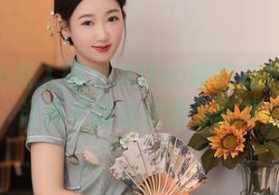 Xiuren秀人网 – 尤Una娜的在线运动合集：谁说不能边运动边吃零食？