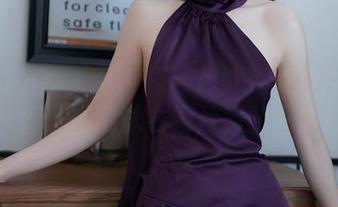 Xiuren秀人网 – 探寻月野兔美妞浴池的另一面：精彩泳衣图片资源一网打尽
