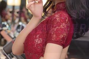 Xiuren秀人网 – 王俪丁小宝贝，高跟鞋下的美图，人间值得吗？还是只是一堆图？