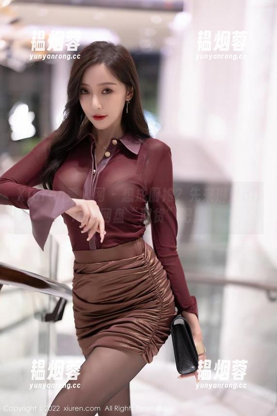 Xiuren秀人网 - 想成厨娘？先来琳琳ailin的网盘“取货”吧！