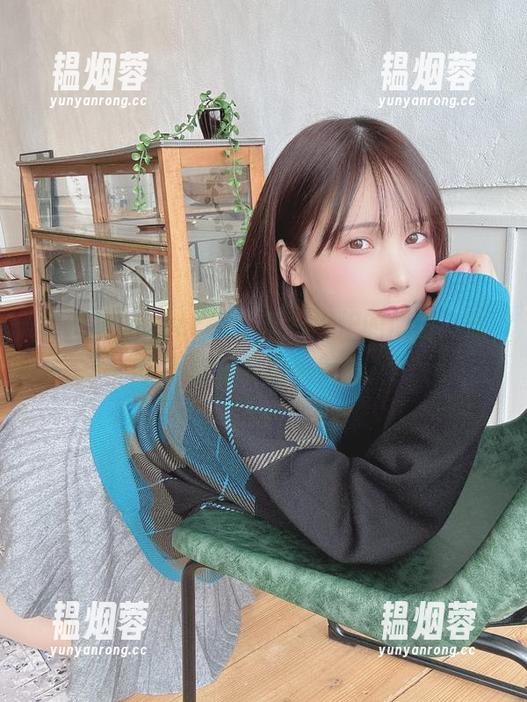 けん研 けん研insecret:新鲜出炉的原图,谁说不能偷偷看美美的?