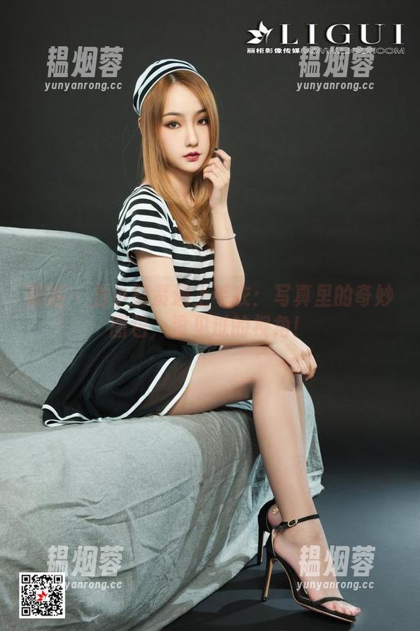 丽柜 - 当小智贤遇上毛衣：写真里的奇妙图包，没见过的视角！
