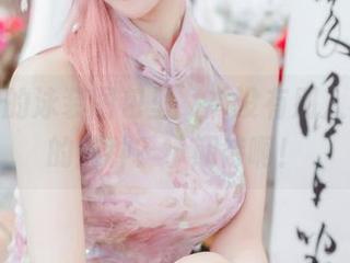 仙女月的泳装图包里，有没有别人不敢看的那种？小期待啊！