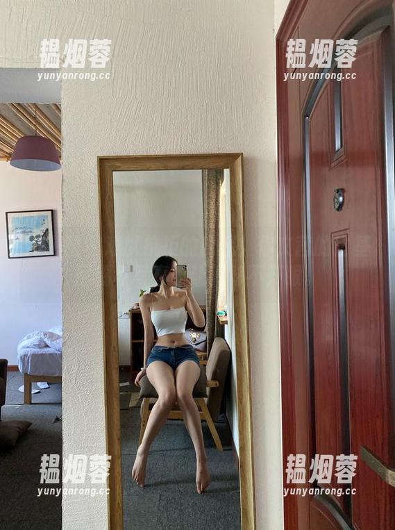 微密圈 - 难以抗拒的诱惑！你文茜的比基尼福利写真，让人移不开眼。
