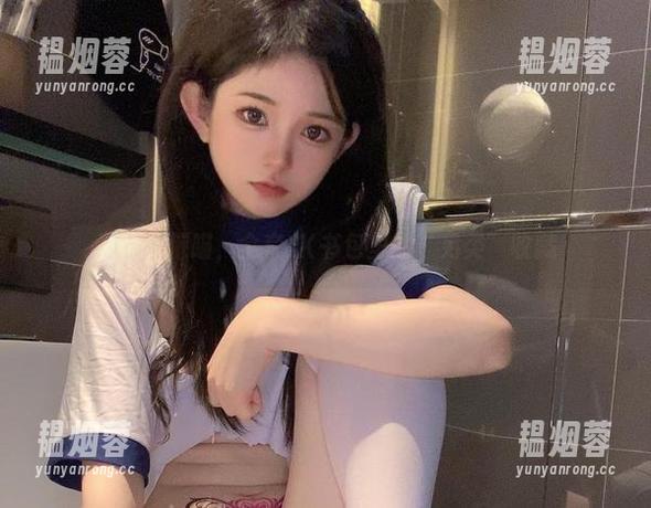 深挖倦倦喵，全套JK书包里的“另类”收藏