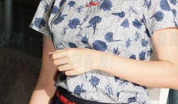 克拉女神 – 礼服乱显，忆之出镜免费写真全网首发！