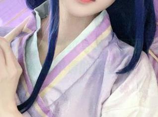 看千阳快起床的豹纹写真，原图又展示了一种说不清的吸引力。