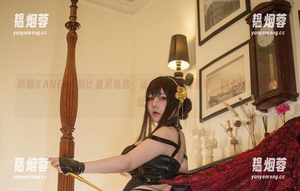 咔喵KANEKO的比基尼私房：说好的低调优雅呢，这个热度明显不低啊～