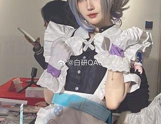 妖君白研的原图，能天使莫斯提马竟然想和我对话，下载一下试试？