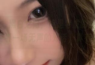 微密圈 – 黑白之间，妮是老虎的全套写真，像在看一场无声的对话，真有意思。