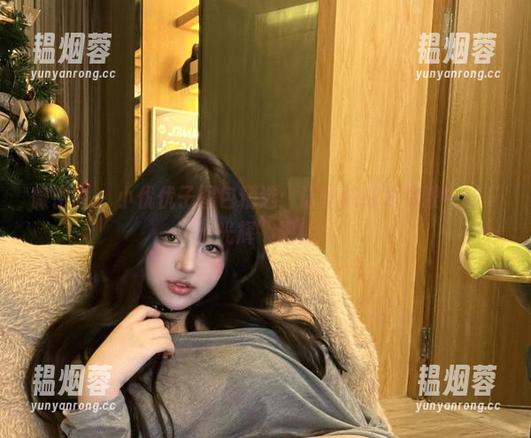 小优优子 微密圈 - 小优优子图包精选:让丝袜成为你眼中的“光辉”吧!