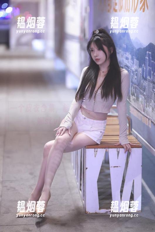 一个皮衣合集，够不够你心仪的小女巫露娜style？下载试试吧！