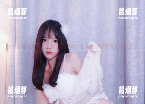 小小奶瓶儿的双马尾制服独角戏：全集原图助你揭开师生互动的另一面，嘿嘿。