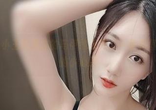 微密圈 – 小玉吃果冻的马甲线系列：一组美图，狂戳你的小心脏