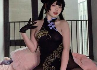 小瑶幺幺的作品集神奇地让人有种恍惚，这八重巫女和资源之间默默的什么事儿？