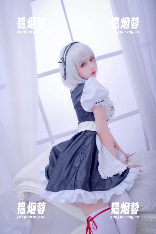 这是小鹿鹿shika的豹纹精选，别问我是谁，我就是潮流的代言人。