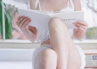 尤蜜荟 – 小尤奈这套图，牛奶味到发腻了，要不要喝一口？