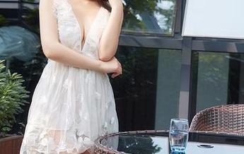 尤蜜荟 – 美图和张茜茹说：纯白也能撩，不用换色，白得真好！