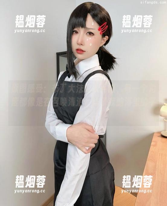 原图感受：布丁大法的水手服，每一个角度都像是在召唤海浪，炸了我脑海里的平静。
