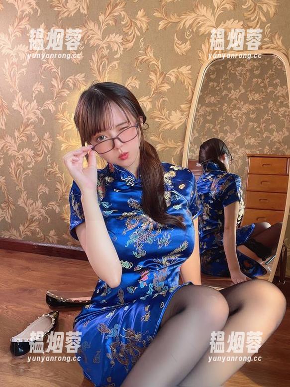 张思允 微密圈 - 你见过白吊带袜的原图吗?张思允给你来个大曝光!
