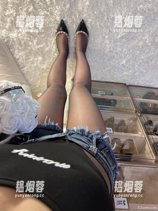 张思允 微密圈 - 不只是泡水:张思允的泳池作品集,水中的风骚时刻,随意一拍都像大片!
