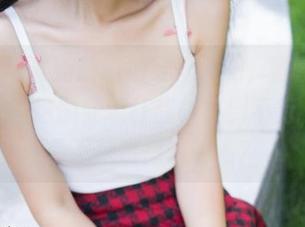 推女神 – 最新的职场穿搭资源，陈嘉瑶AYomiabe这职业装让我种草到不行，你们是不是也想试试看？