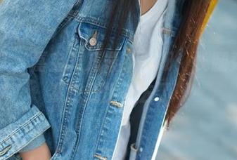 推女郎 – 嘉宝贝儿最新图册：长腿秀，居然把我比下去了…
