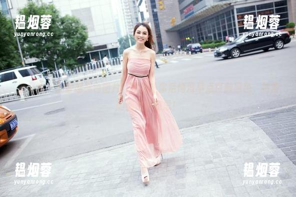 推女郎 - 王馨瑶黑色图片：精选让你后悔没早点接触黑色，特黄的都是小意思！