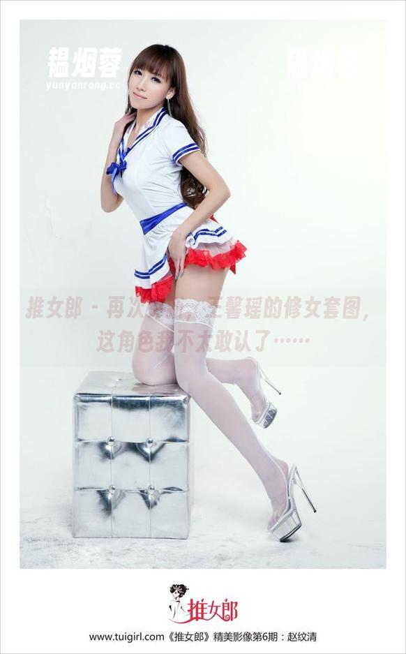 推女郎 - 再次更新，王馨瑶的修女套图，这角色我不太敢认了……
