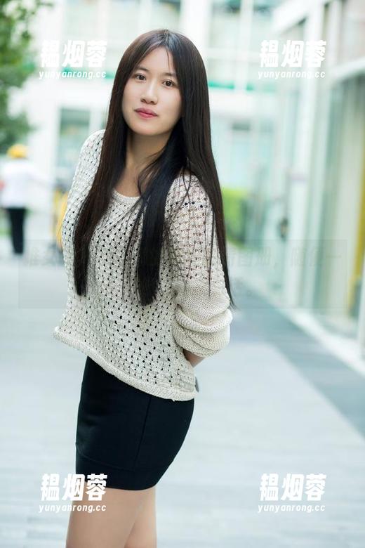 推女郎 - 田芯娜的肉丝高清图册，随便一页都像在和我对话。
