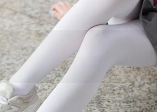 森萝财团 – 媛媛伪装的女友：在线全景合集，不要瞪大眼哦！