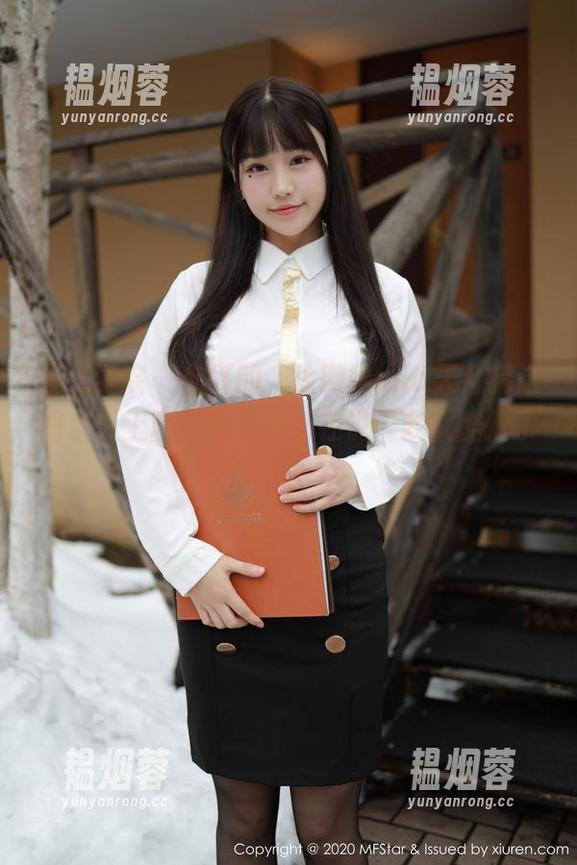模范学院 - 你懂的，徐微微mia天台精选图包，上面的每一帧都在说“我太酷炫了”！