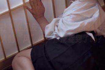 波萝社 – 私房皮衣图包——柳侑绮异于常人的“风”格，你捕捉到了吗？