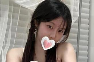 微密圈 – 火龙果羊的无圣光自拍图集：连腿毛都无所遁形！