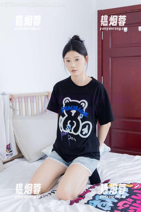 物恋传媒-菜菜 物恋传媒 - 菜菜的双马尾与私拍,你猜我们又玩了什么游戏?