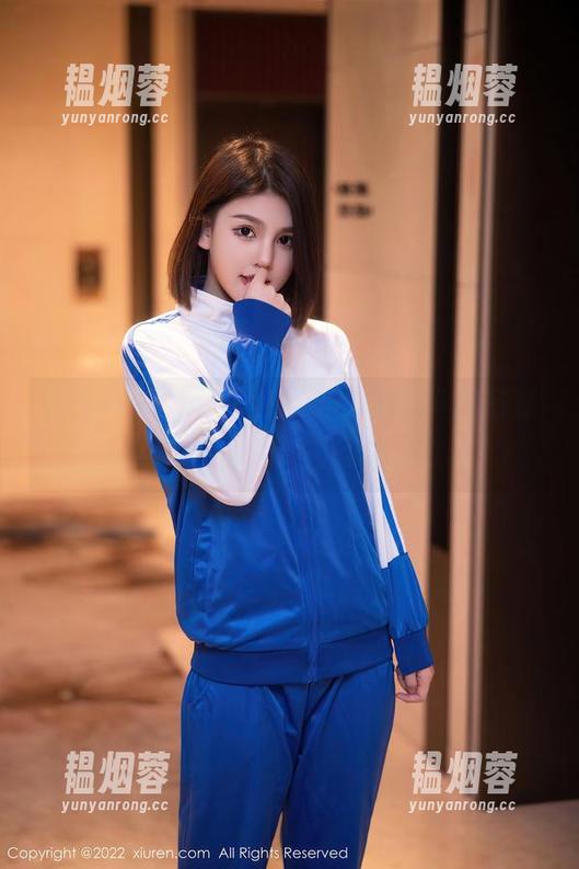 秀人网 - CherryBlessU的双马尾写真，让在线时光变得回味无穷。