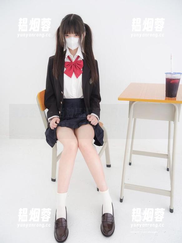 紧急企划 - 当油亮邂逅一只喵喵梓，福利成就了新一种艺术！